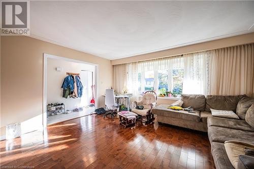 580 Highpoint Avenue Unit# Upper, Waterloo, ON - Indoor Photo Showing Living Room