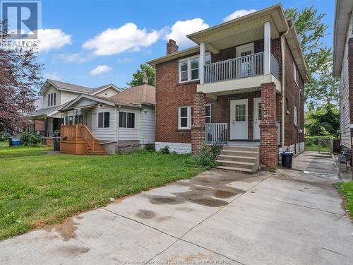 729 Campbell Avenue, Windsor, ON - Outdoor With Facade