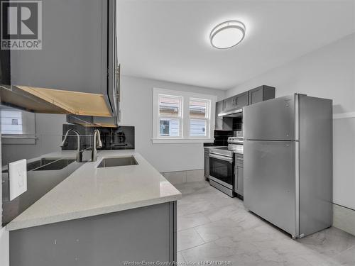 729 Campbell Avenue, Windsor, ON - Indoor Photo Showing Kitchen With Double Sink