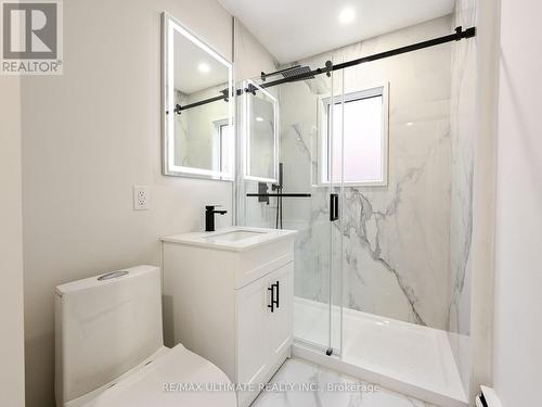 2 - 31 Frankdale Avenue, Toronto, ON - Indoor Photo Showing Bathroom