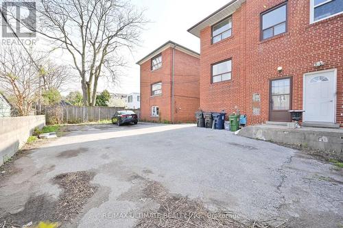 2 - 31 Frankdale Avenue, Toronto, ON - Outdoor With Exterior