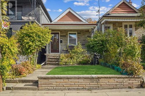 281 Mcroberts Avenue, Toronto, ON - Outdoor