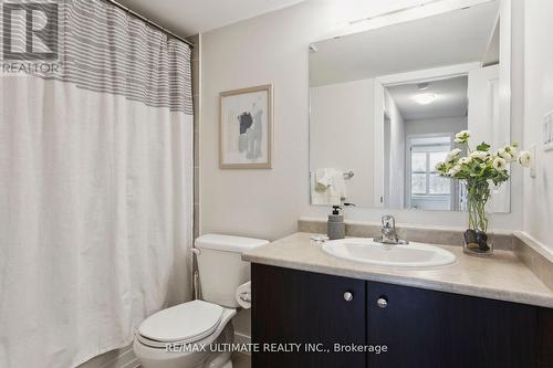 422 - 8 Drummond Street, Toronto, ON - Indoor Photo Showing Bathroom