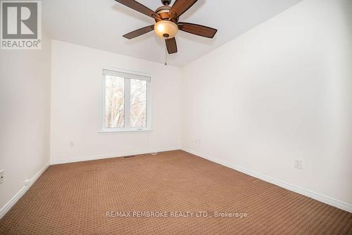 5 Vermont, Petawawa, ON - Indoor Photo Showing Other Room