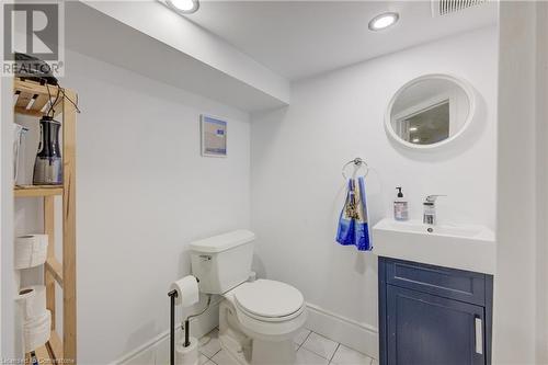 52 Henry Street, Kitchener, ON - Indoor Photo Showing Bathroom