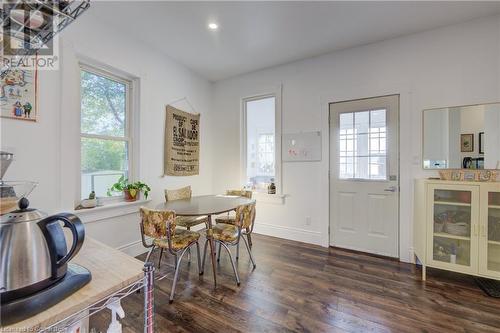 52 Henry Street, Kitchener, ON - Indoor Photo Showing Dining Room