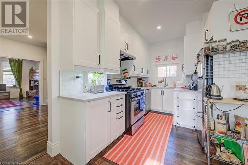 52 Henry Street, Kitchener, ON - Indoor Photo Showing Kitchen