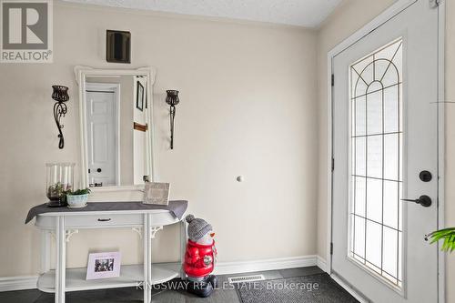 121 Oak Street W, Leamington, ON - Indoor Photo Showing Other Room