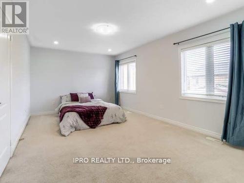 154 Mccready Drive, Milton, ON - Indoor Photo Showing Bedroom