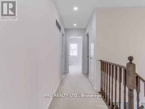 154 Mccready Drive, Milton, ON - Indoor Photo Showing Other Room