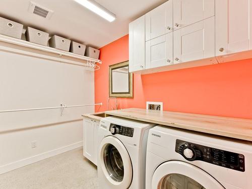 Laundry room - 110 Rue Guillaume, Magog, QC - Indoor Photo Showing Laundry Room