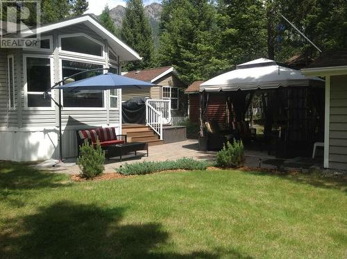 4889 Lynx Crescent, Radium Hot Springs, BC - Outdoor