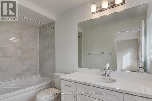 3070 Merrick Road, Oakville, ON - Indoor Photo Showing Bathroom