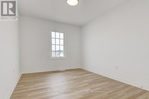 3070 Merrick Road, Oakville, ON - Indoor Photo Showing Other Room