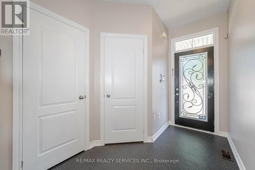 28 Benadir Avenue, Caledon, ON - Indoor Photo Showing Other Room