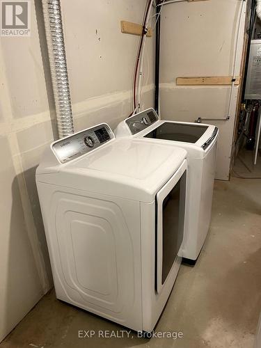 39 - 383 Dundas Street E, Hamilton, ON - Indoor Photo Showing Laundry Room