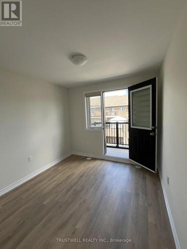 23 Verbena Street, East Gwillimbury, ON - Indoor Photo Showing Other Room