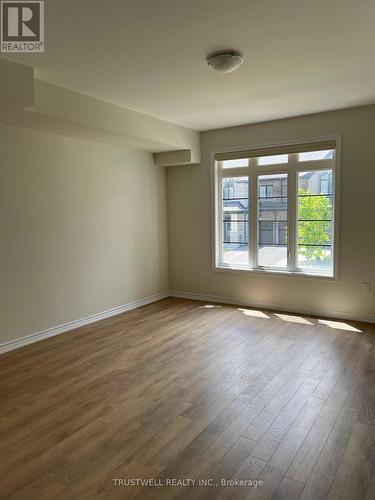 23 Verbena Street, East Gwillimbury, ON - Indoor Photo Showing Other Room