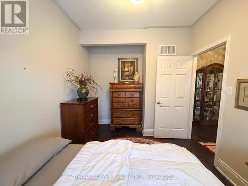 2 - 3 Larkdale Terrace, Brampton, ON - Indoor Photo Showing Bedroom