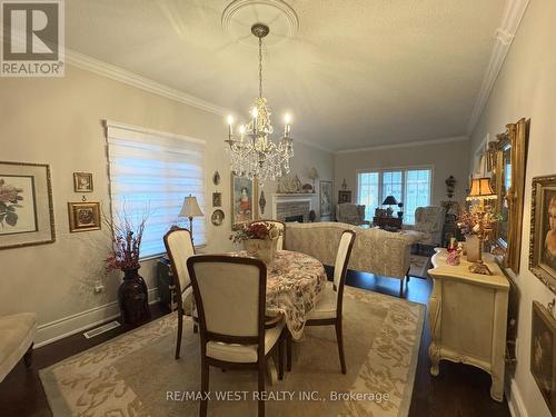 2 - 3 Larkdale Terrace, Brampton, ON - Indoor Photo Showing Dining Room