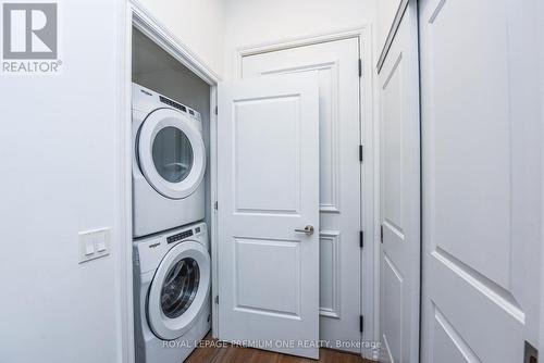 105 - 571 Prince Edward Drive N, Toronto, ON - Indoor Photo Showing Laundry Room