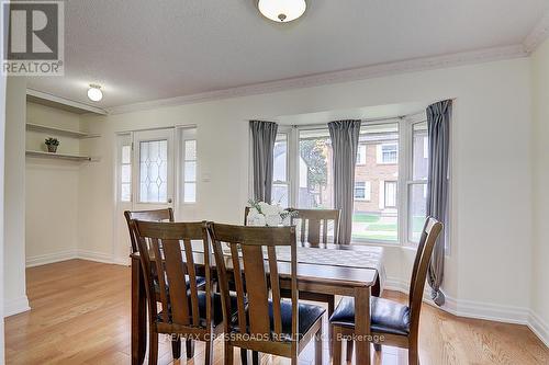 32 - 15 Brimwood Boulevard, Toronto, ON - Indoor Photo Showing Dining Room