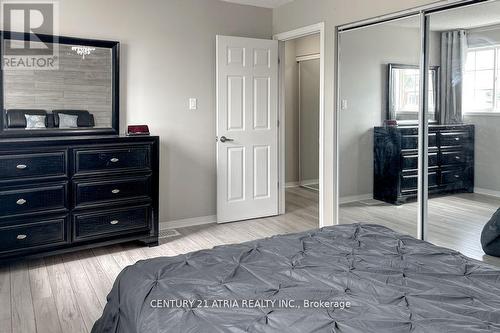 236 Dunsmore Lane, Barrie, ON - Indoor Photo Showing Bedroom