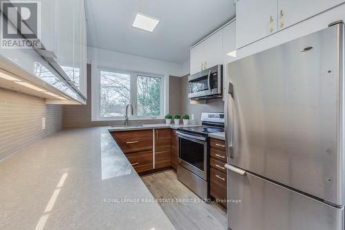 1St Fl - 18 Long Branch Avenue, Toronto, ON - Indoor Photo Showing Kitchen With Stainless Steel Kitchen