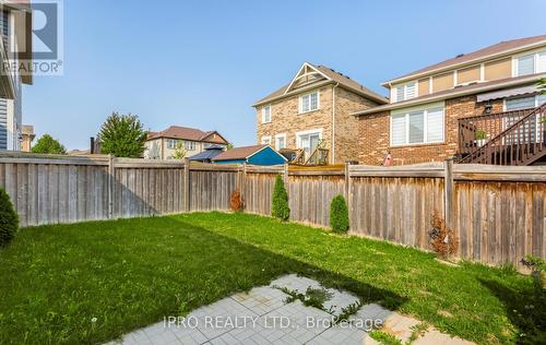 255 Cochrane Terrace, Milton, ON - Outdoor