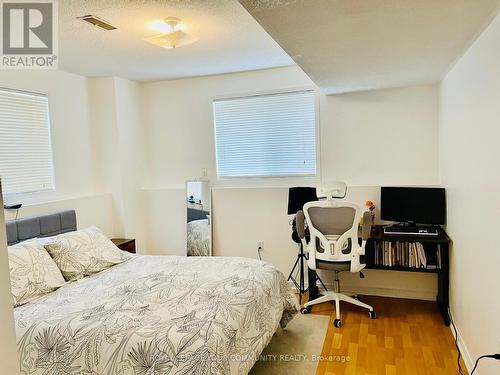 331 St. Vincent Street, Barrie, ON - Indoor Photo Showing Bedroom