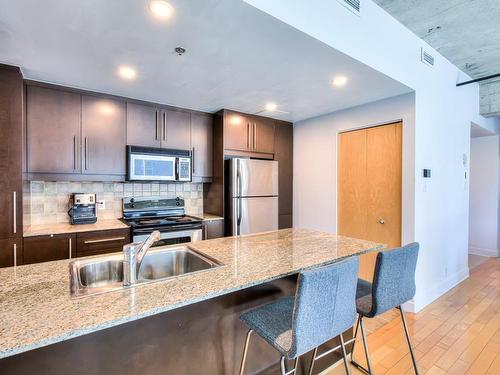 Cuisine - 501-1315 Boul. De Maisonneuve O., Montréal (Ville-Marie), QC - Indoor Photo Showing Kitchen With Double Sink With Upgraded Kitchen