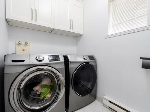 Laundry room - 132 Rue Regent, Longueuil (Greenfield Park), QC - Indoor Photo Showing Laundry Room