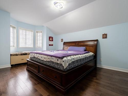 Master bedroom - 132 Rue Regent, Longueuil (Greenfield Park), QC - Indoor Photo Showing Bedroom