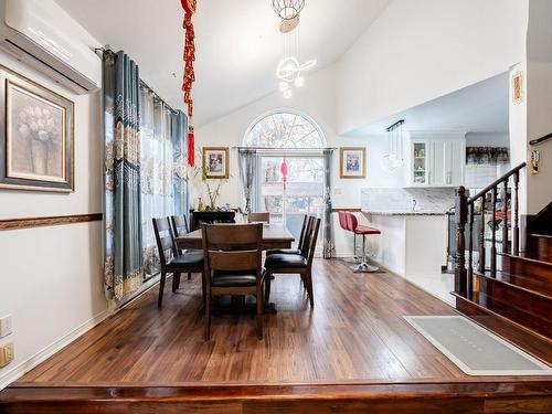 Dining room - 132 Rue Regent, Longueuil (Greenfield Park), QC - Indoor Photo Showing Dining Room