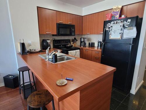 Lph1-55 Harrison Garden Blvd, Toronto, ON - Indoor Photo Showing Kitchen