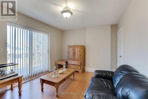 19 Grace Street, Toronto, ON - Indoor Photo Showing Living Room