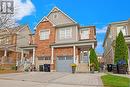 18 Meadowhawk Trail, Bradford West Gwillimbury, ON  - Outdoor With Facade 