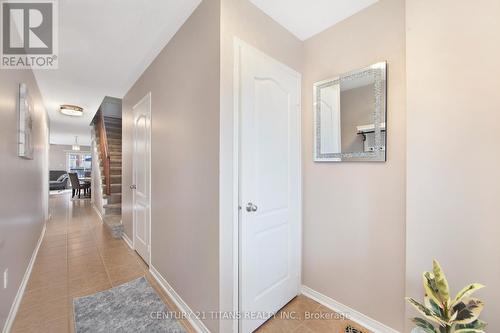 18 Meadowhawk Trail, Bradford West Gwillimbury, ON - Indoor Photo Showing Other Room