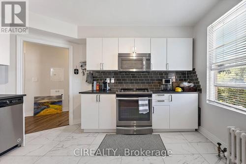 180 Morrison Avenue, Toronto, ON - Indoor Photo Showing Kitchen