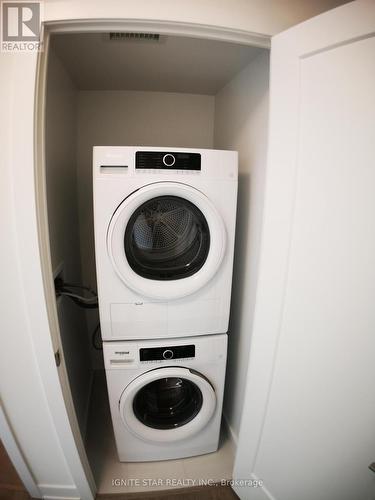 2216 - 9 Mabelle Avenue, Toronto, ON - Indoor Photo Showing Laundry Room