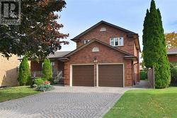 49 NELLIDA CRESCENT  Hamilton, ON L9C 7P9