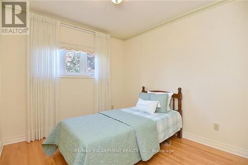 49 Nellida Crescent, Hamilton, ON - Indoor Photo Showing Bedroom