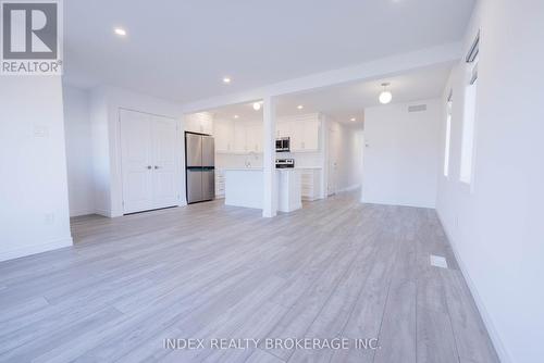 5 - 29 Schuyler Street, Brant, ON - Indoor