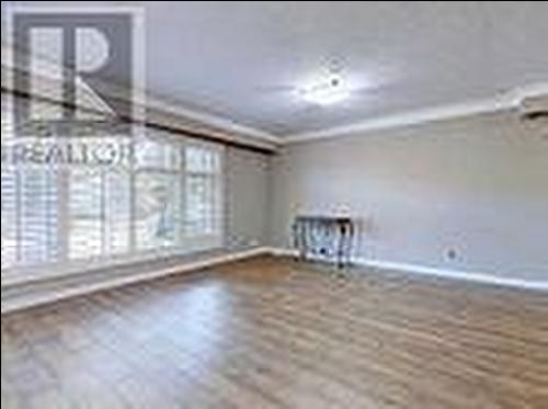 4 Mcmaster Avenue, Hamilton, ON - Indoor Photo Showing Other Room