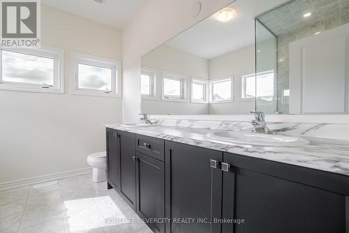 1 Armilia Place, Whitby, ON - Indoor Photo Showing Bathroom