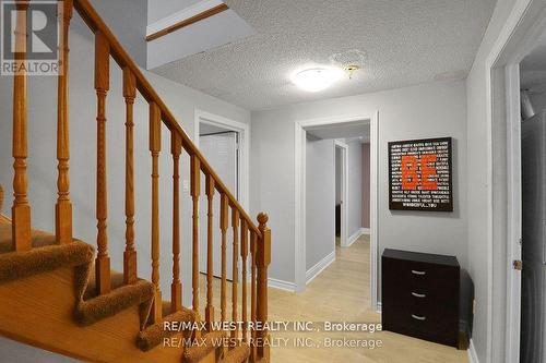 19 Radenhurst Crescent, Barrie, ON - Indoor Photo Showing Other Room