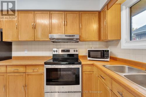 1594 Phillbrook Drive, London, ON - Indoor Photo Showing Kitchen With Double Sink