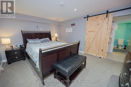 51 Almond Road, London, ON - Indoor Photo Showing Bedroom