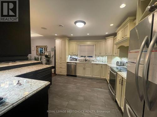 72 12Th Street, Armstrong (Earlton), ON - Indoor Photo Showing Kitchen With Upgraded Kitchen