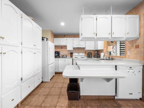 Cuisine - 3145 Place Richelieu, Shawinigan, QC - Indoor Photo Showing Kitchen